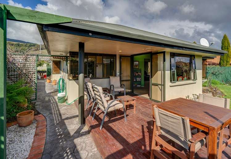 76 Kingsford Drive Stoke_16