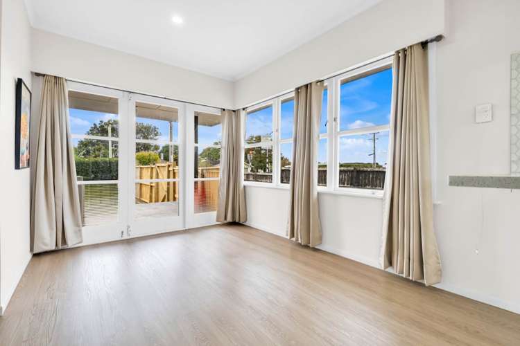 107 Clevedon Road Papakura_11