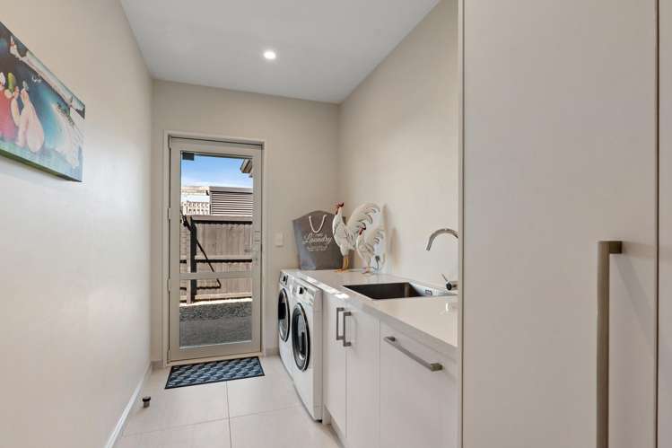 1 Faulks Drive Lincoln_17