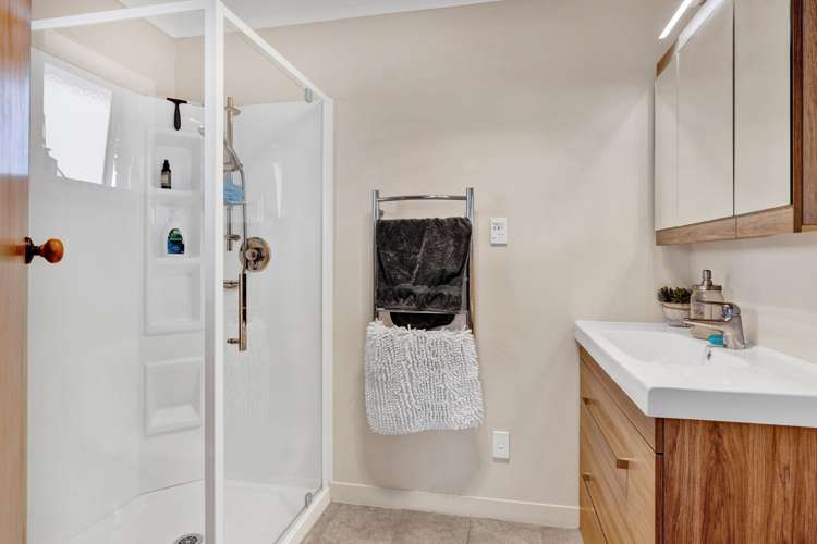 73 Monmouth Road Stratford_15