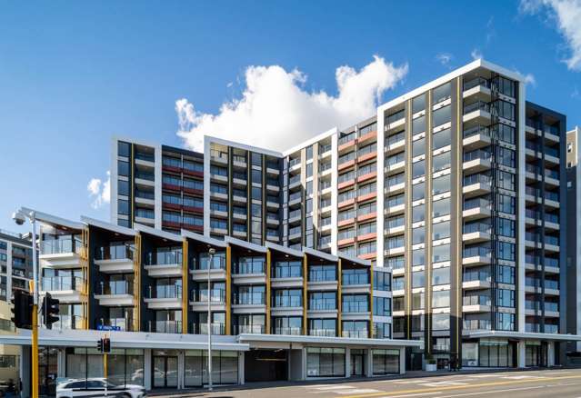 Rare Dual-Key Opportunity Strong Rental Returns!