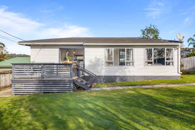 84 Glengarry Road Glen Eden_24