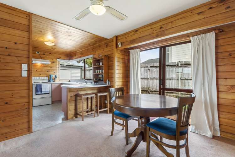 2/96 Verbena Road Birkdale_3