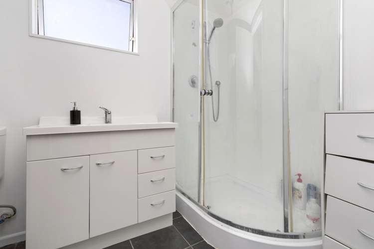 12 Cedar Street Maungaraki_10