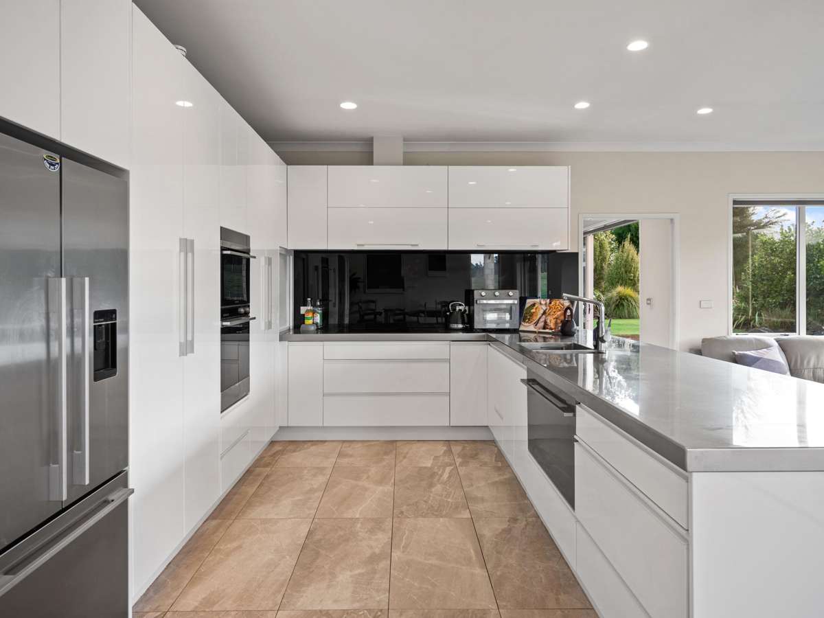 1022b No 3 Road_3