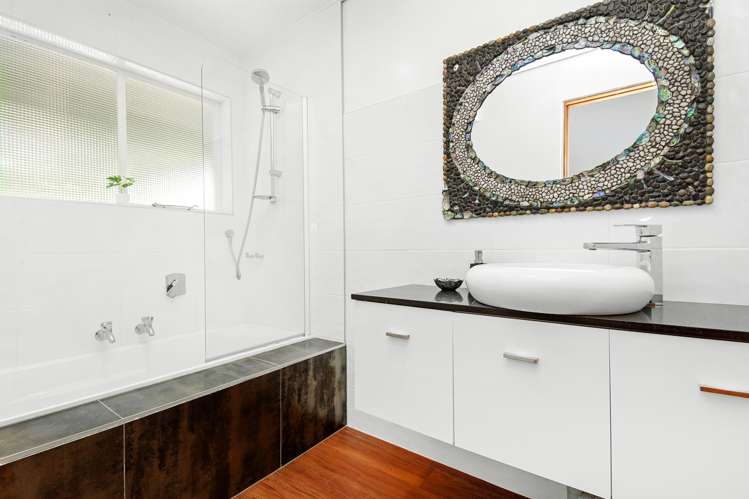 4 Pine Tree Lane Korokoro_14