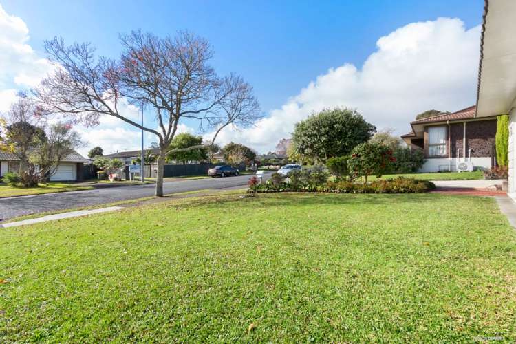 30 Diorella Drive Clover Park_12