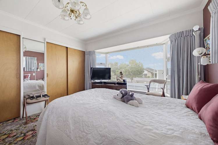 66 Tukapa Street Westown_17