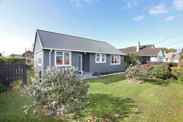 10 Kittyhawk Row Bulls_23