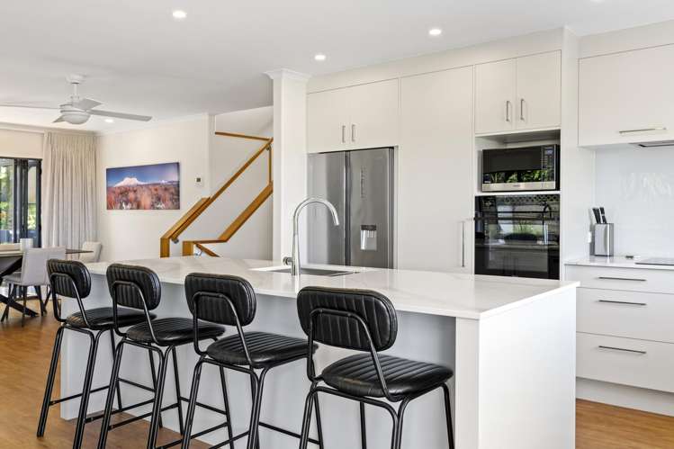 24 Heathcote Street Central_9