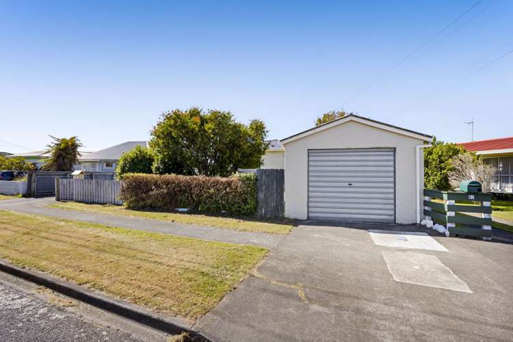 64 Egmont Street Hawera_3