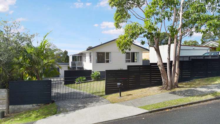 7 Kotinga Avenue Glen Eden_35