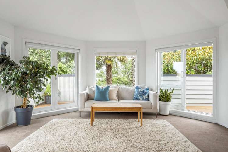 93 Hastings Road_5