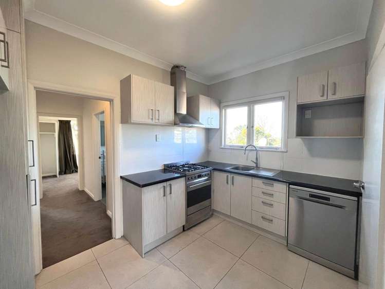 1/46 West Coast Road Glen Eden_6