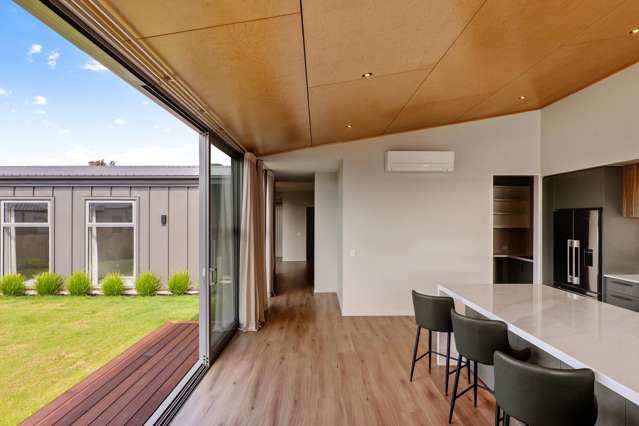 13 Barnfields Close Kennedys Bush_4