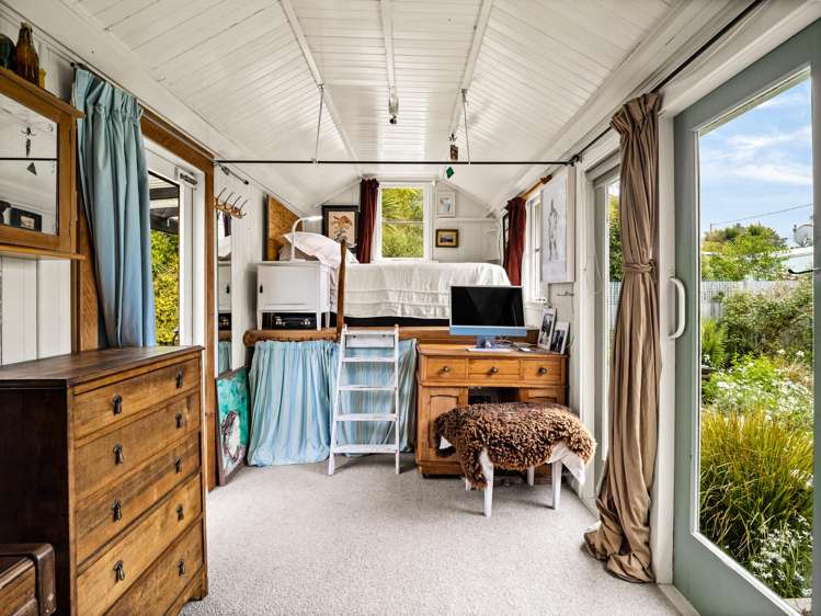 8 Beach Road Long Beach_16