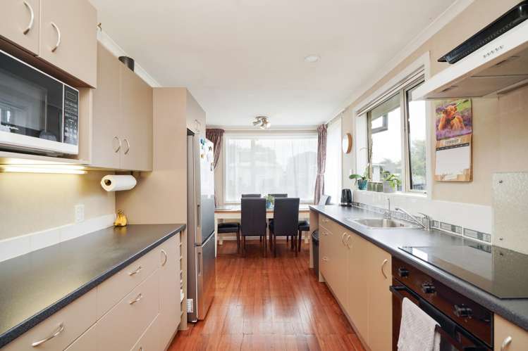 54 Conway Crescent Glengarry_13