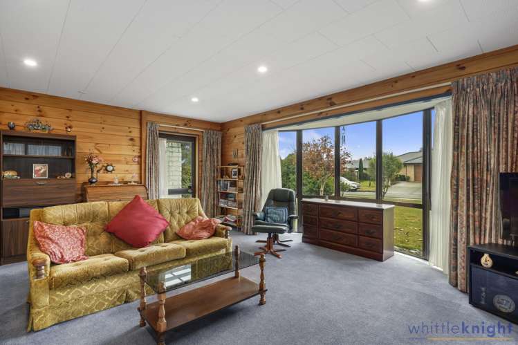 5 Devon Crescent Darfield_7