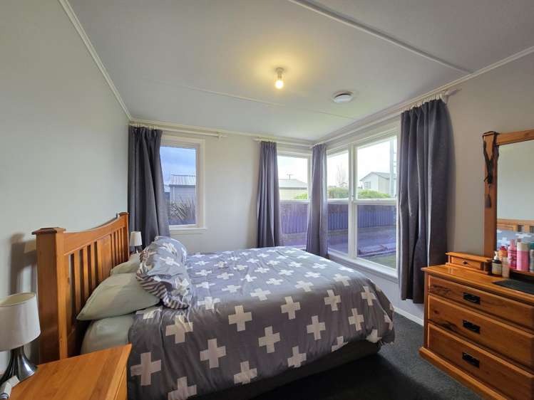 127 Hoffman Street Hokitika_9