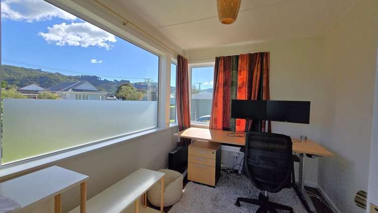  4 Poole Street Taitā_13