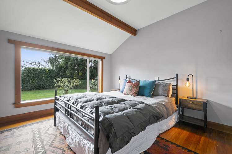 8 Croziers Road Saint Albans_13
