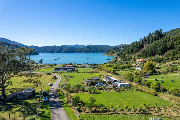 23 Te Tio Terrace Port Underwood_21