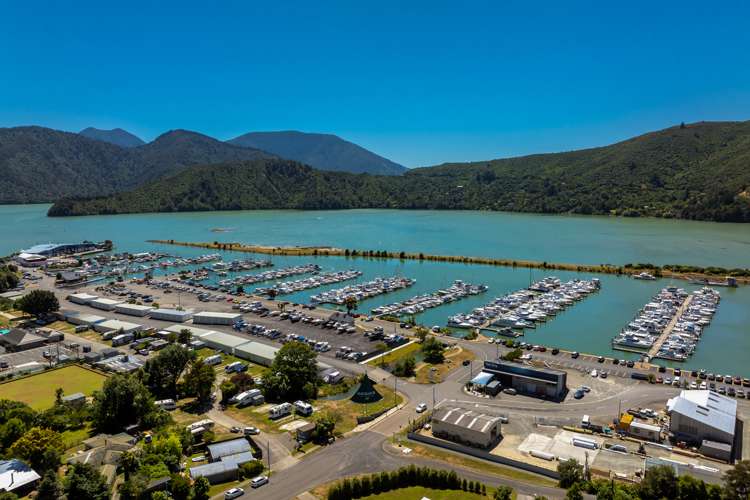 50 Main Road Havelock_19