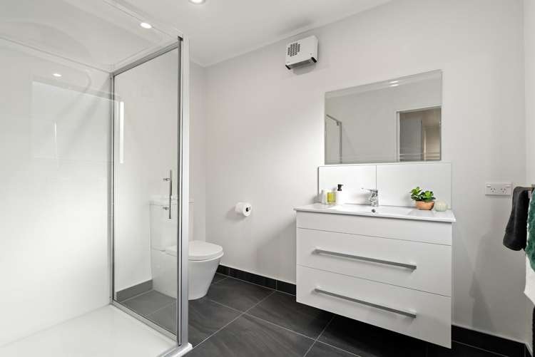 7 Joseph Banks Drive_4