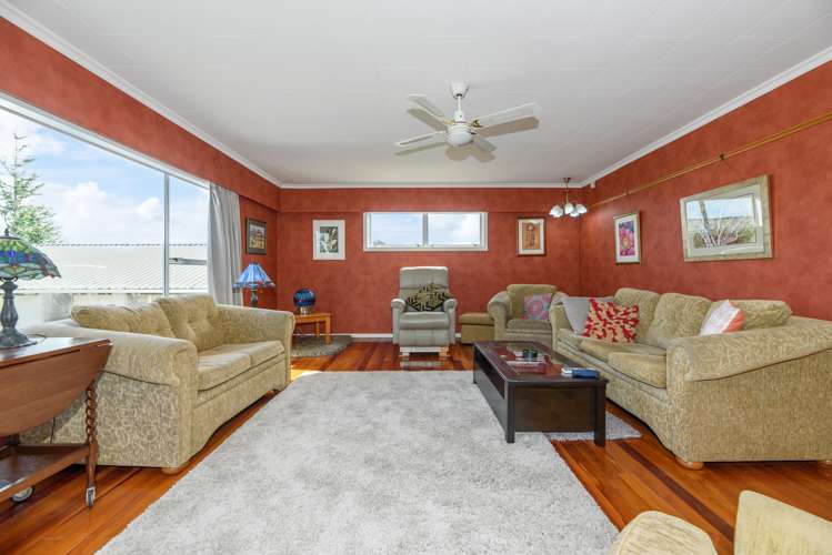 54 Amberley Avenue Te Atatu South_9