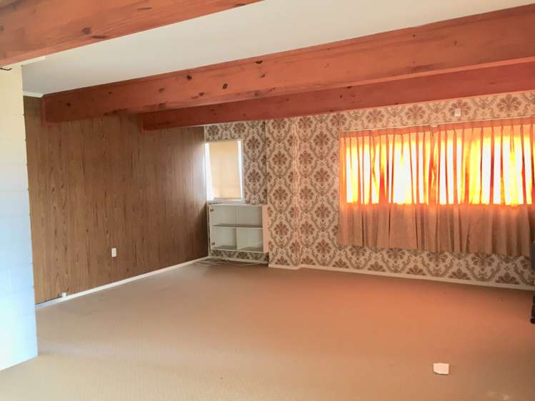 182 Te Atatu Road Te Atatu South_3