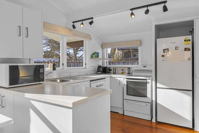 25A Kereru Street Two Mile Bay_2