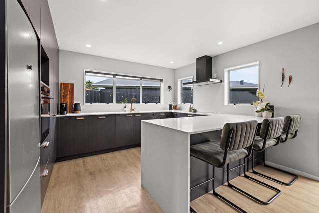 19 Atherfold Crescent Greenmeadows_4