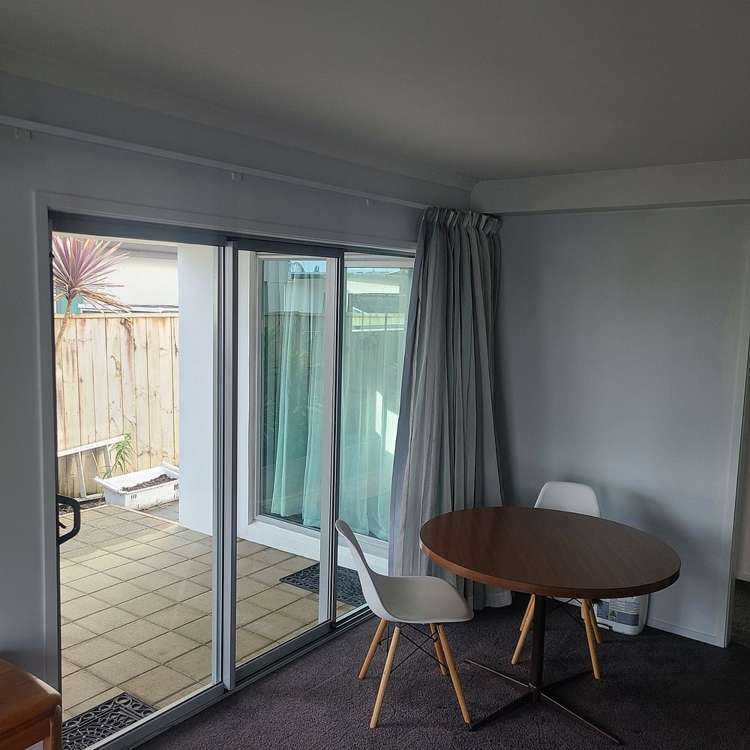 6 Azores Way Welcome Bay_6