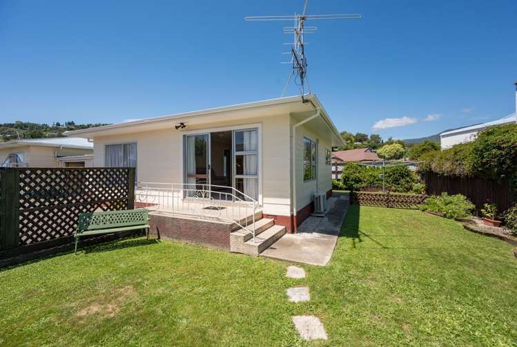3/7 Parkers Road_0