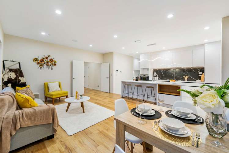 5 Tullymore Drive Flat Bush_8