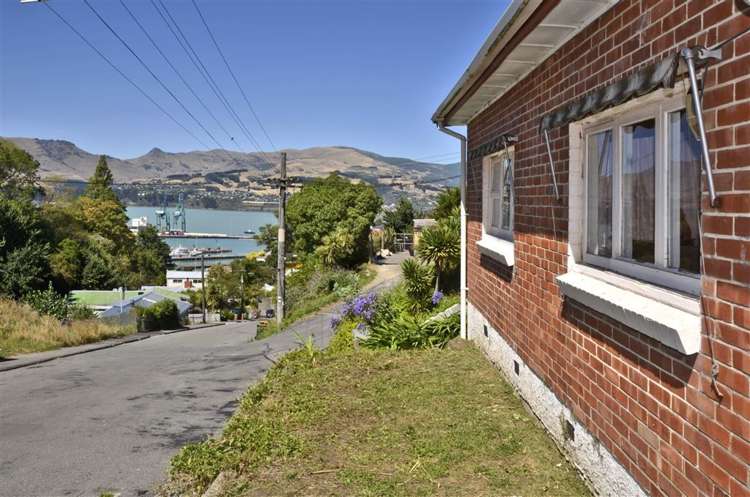 47 Hawkhurst Road Lyttelton_0