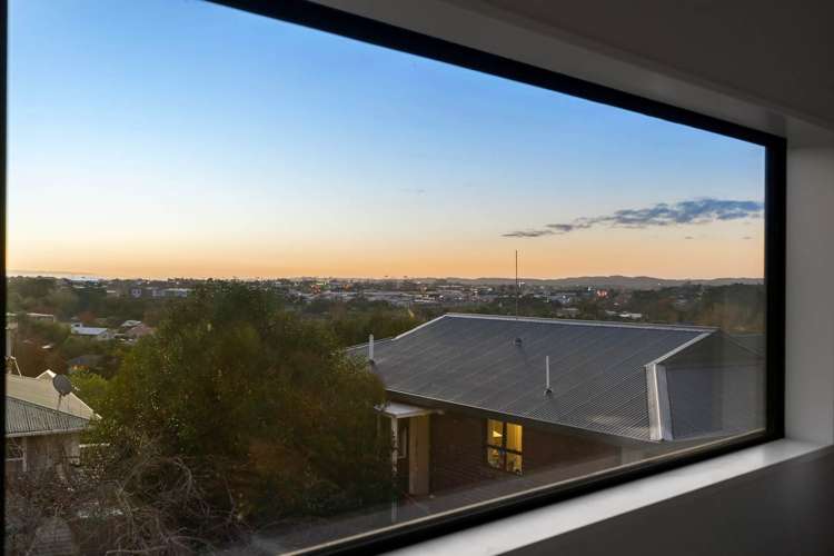 10-12 White Heron Drive Massey_71