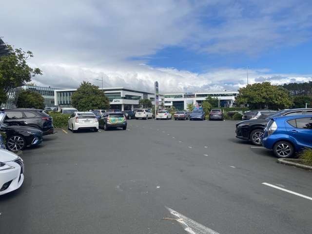 Unit 6, 83 Apollo Drive Rosedale_3