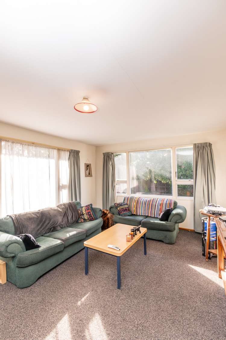 2/245 Waterloo Road Hornby_3