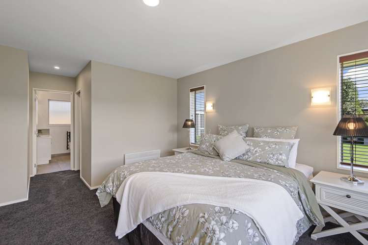 281 Southfield Drive Lincoln_18