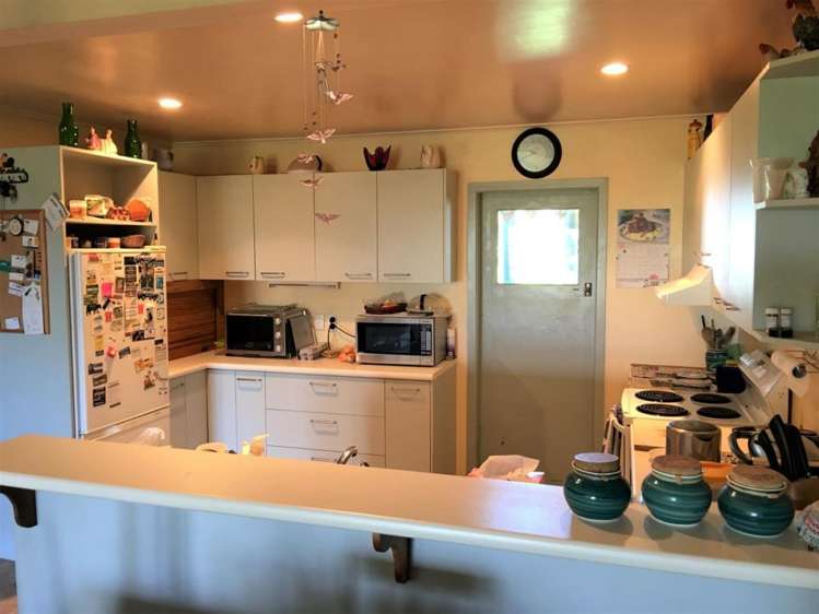 308 Waiwera Station Road Clinton and Surrounds_30