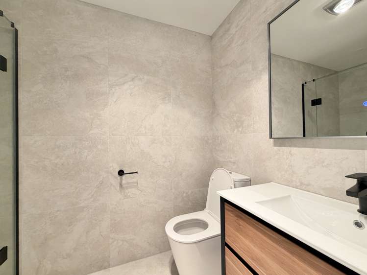 2/75 Te Taruna Drive Milldale_10