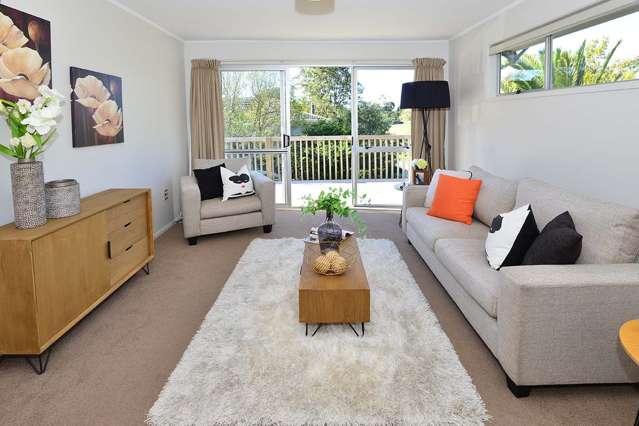 2/10 Scarlock Avenue Browns Bay_2