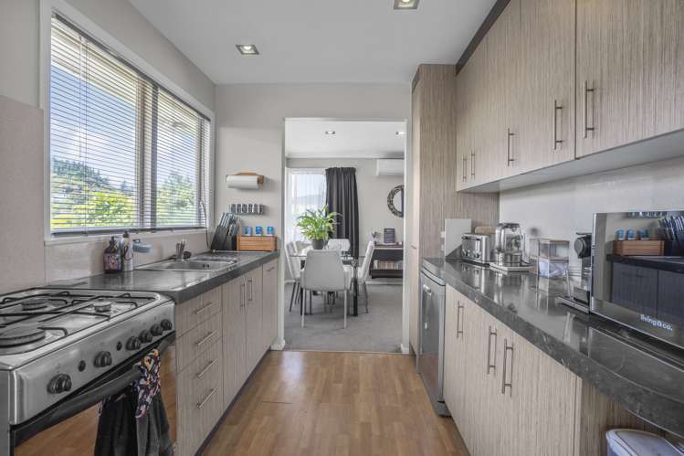 6 Manutuke Street Wainuiomata_8