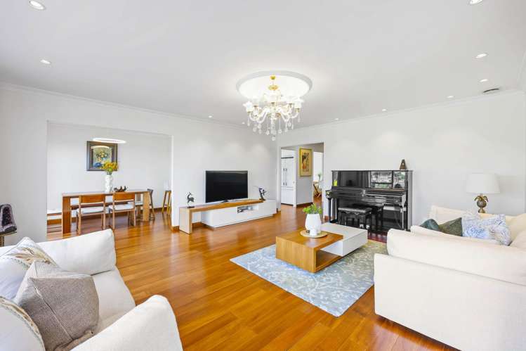 5A Colmar Road Mellons Bay_7