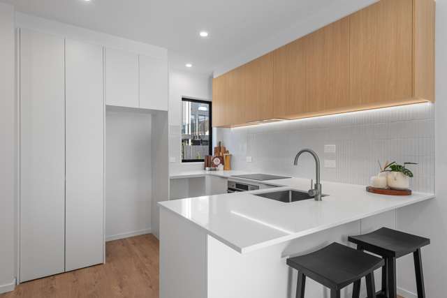 8/13 Donald Place Merivale_3