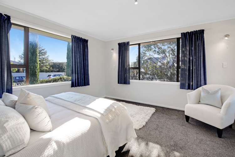 40 Kathleen Crescent Hornby_9