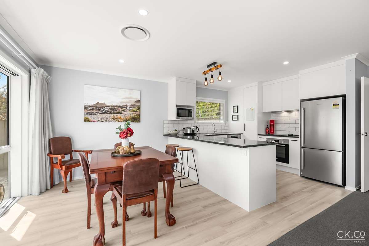 61A Shearer Crescent_4