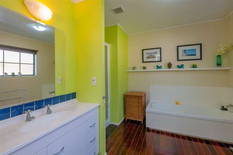 73 Aston Road Waikanae_10