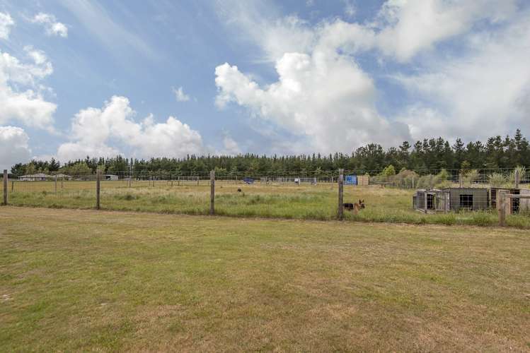 104 Worlingham Road West Eyreton_11